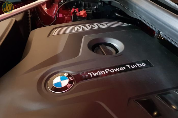 Mesin BMW X4 Dengan Teknologi TwinPower Turbo