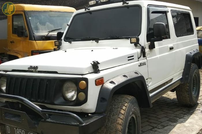 Suzuki Jimny Long 4x4 Keren Ini, Dijual Seharga Toyota Rush - GridOto.com