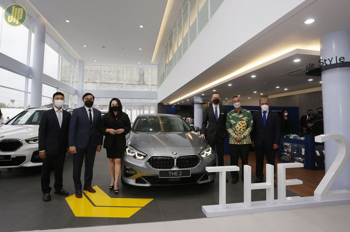 Diler BMW Trans Pekanbaru