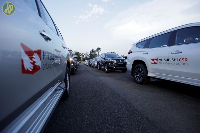 Mitsubishi donasikan beberapa unit kendaraan untuk CSR