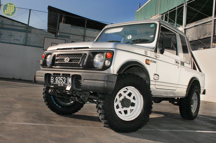 Berbagai Jenis Pelek Standar Suzuki Jimny Generasi Kedua, Ini Bedanya