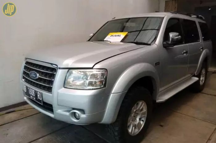 Ilustrasi Ford Everest