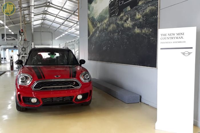 New Cooper S Countryman Sport rakitan pabrik MINI di Sunter, Jakarta Utara