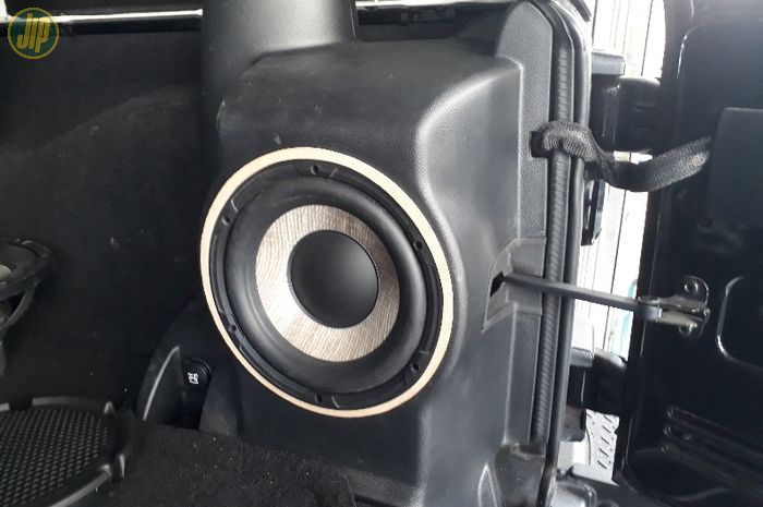 Sistem Audio Di Jeep