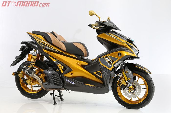 Modifikasi Yamaha Aerox 155 Tampil Elegan Makassar