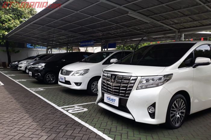 Stok mobil bekas di Toyota Trust