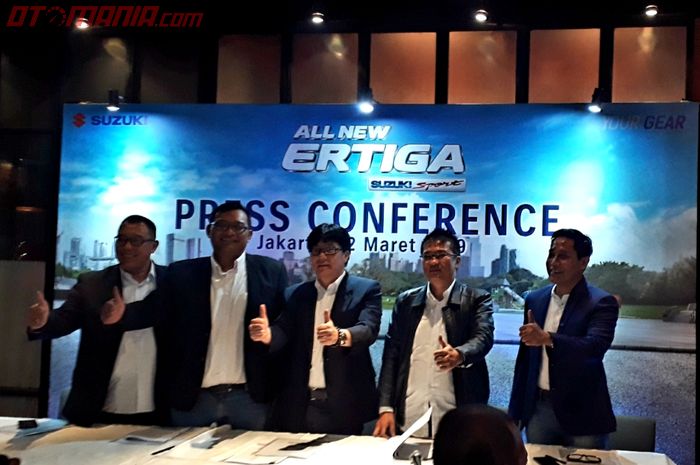 Para petinggi Suzuki saat berada di acara peluncuran  All New Ertiga Suzuki Sport