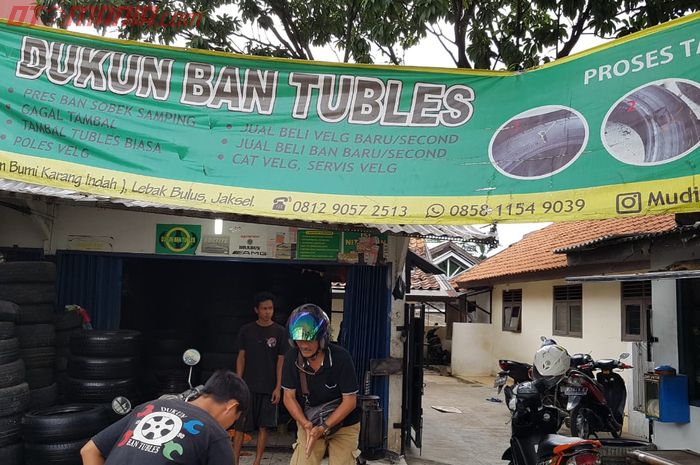 Bengkel Dukun Ban, spesialis perbaikan ban tubeless