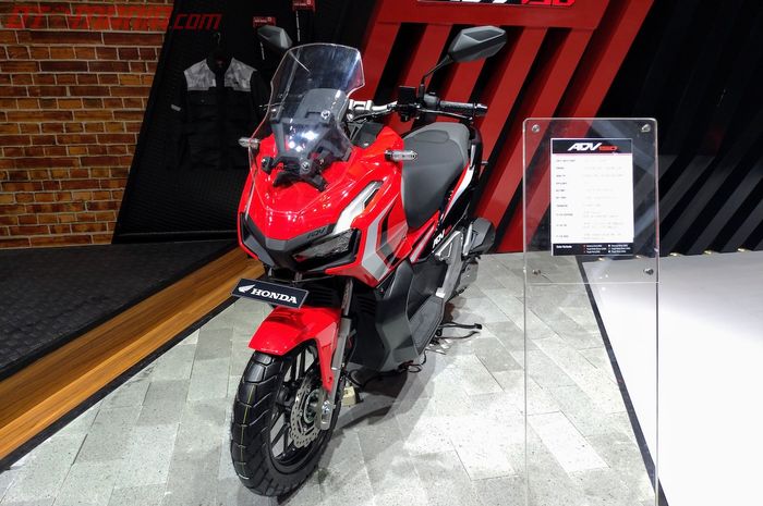 Honda ADV150 yang dipajang di booth GIIAS 2019 milik Honda