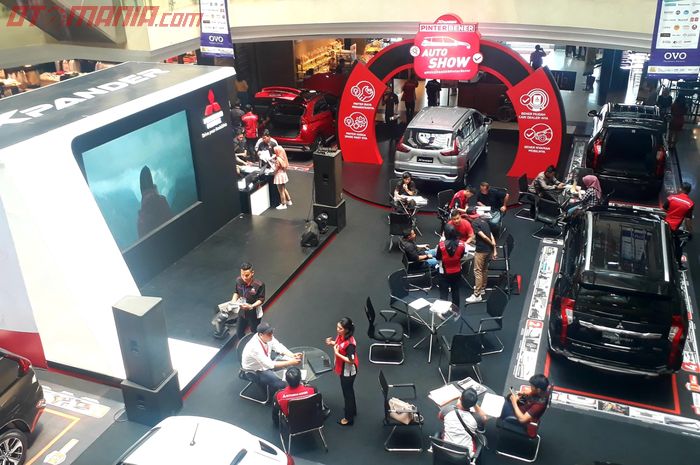 Suasana pameran Mitsubishi Motors Auto Show di Cibubur Junction