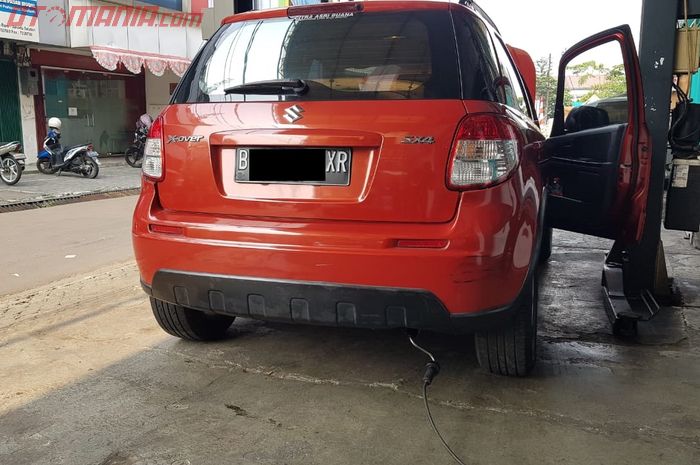 Uji Emisi Mobil di Atas 10 Tahun