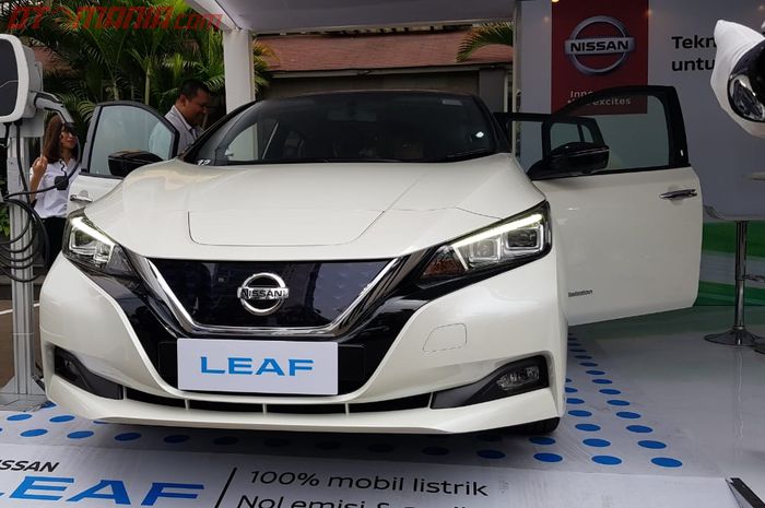 Mobil Listrik Nissan Leaf