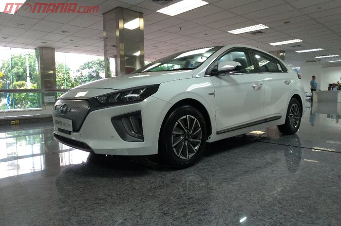 Hyundai IONIQ, mobil listrik dari PT Hyundai Mobil Indonesia.