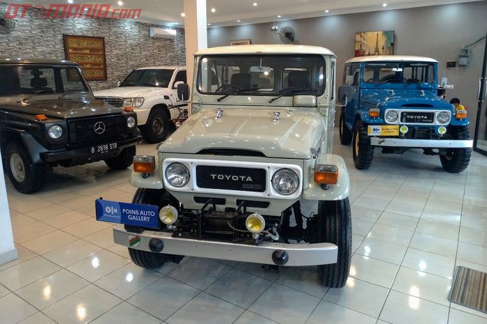 Mengintip Toyota FJ40 dan BJ40 mulus di Poins Auto Gallery Antasari, showroom mobil bekas sepesialis jip dan SUV.