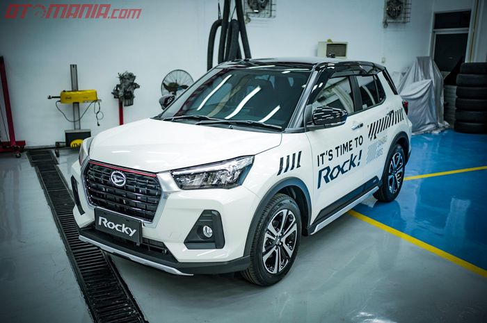 Daihatsu Rocky resmi diluncurkan