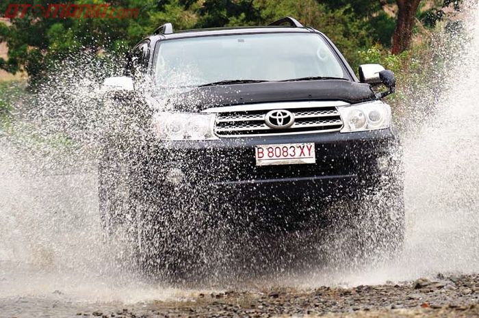 Toyota Fortuner 2.7 V 4x4