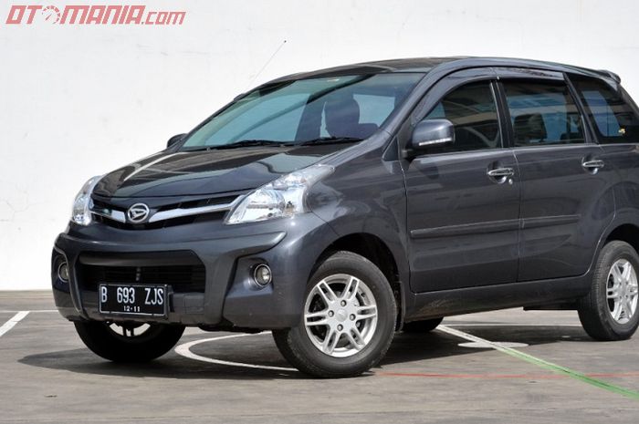 Harga mobil bekas Daihatsu Xenia.