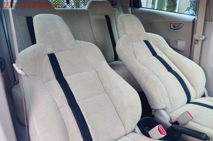 Interior Honda Brio dilapis bahan kain Toyota Alphard