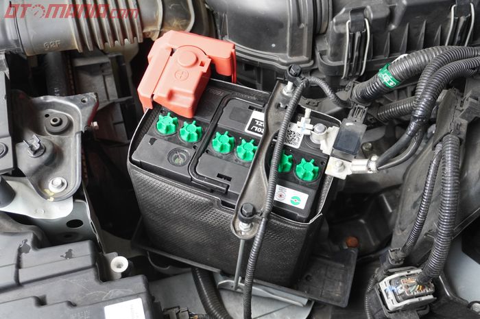 Dampak aki mobil overcharge