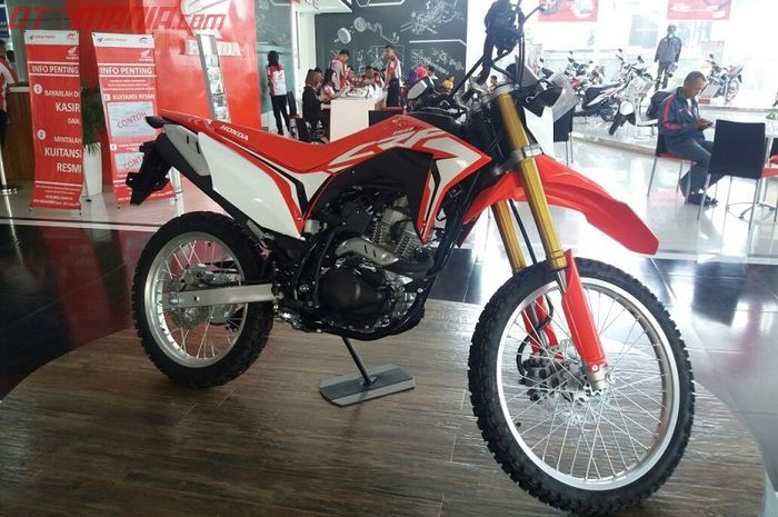 Ilustrasi Honda CRF 150L