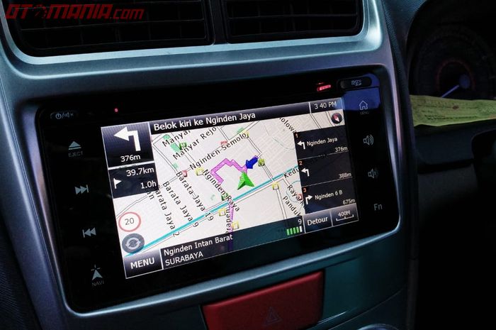 Built-in navigasi GPS, diperbolehkan