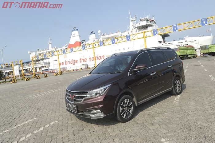 Ilustrasi. Test Drive Wuling Cortez 1.8L LUX+ I-AMT