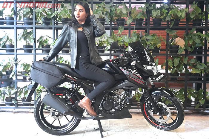 Suzuki GSX-150 Bandit dapat dipasang side bag