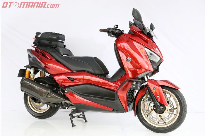 Yamaha XMAX Best Touring Customaxi Balikpapan