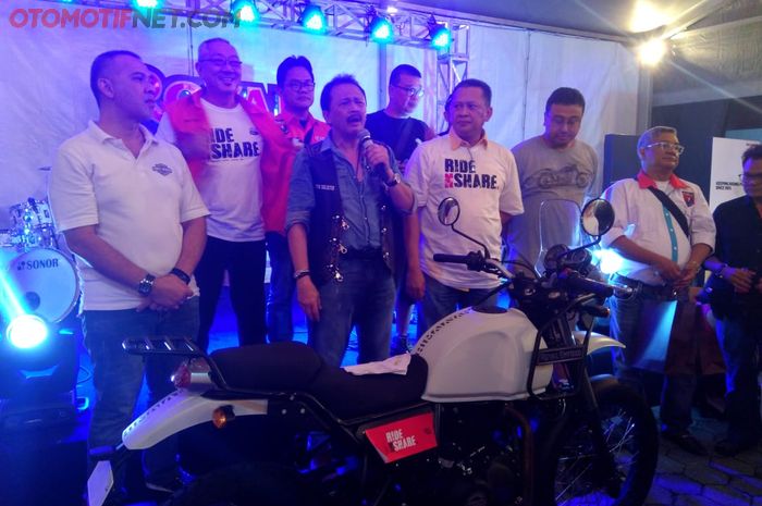 Ride N share ,bekerja sama  dengan yayasan biker peduli untuk oprasi bibir sumbing