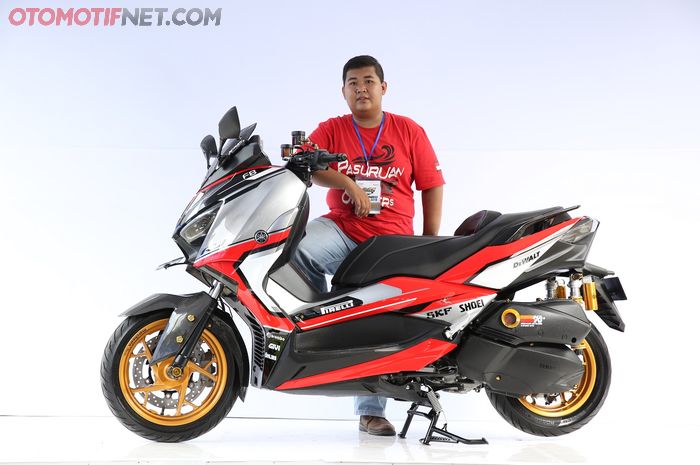 Yamaha XMAX juara Daily Use Customaxi Surabaya