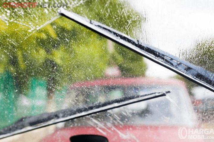 Karet wiper model Freme, umur pakainya biasanya lebih pendek