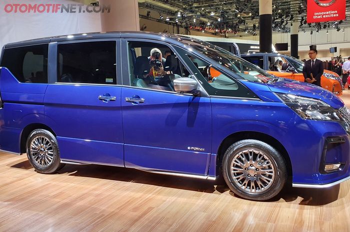 Nissan Serena e-Power Autech tambah elegan