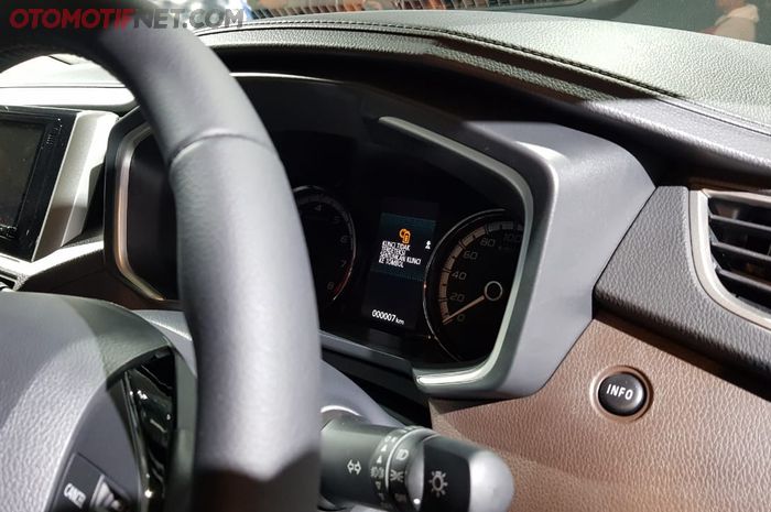 Informasi Layar MID Mitsubishi Xpander Cross Saat Remote Keyless Tidak Terdeteksi