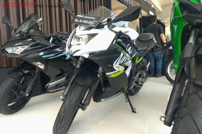 Kawasaki Ninja 250 Update Harga Termurah Dijual Mulai Rp 39 Jutaan Semua Halaman Gridoto Com