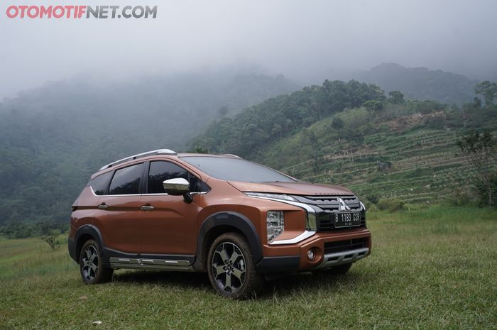 Mitsubishi Xpander Cross Premium Package