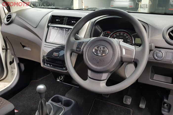 Interior Toyota New Agya TRD Sportivo