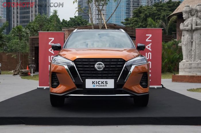 Tampak depan Nissan Kicks e-Power.