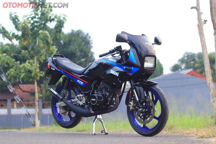 Modifikasi Yamaha RX-Z yang tampil lebih modern