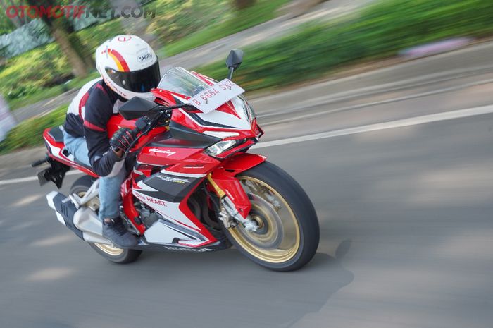 Honda CBR250RR SP Dites Lengkap Konsumsi Bensin Hingga Performa