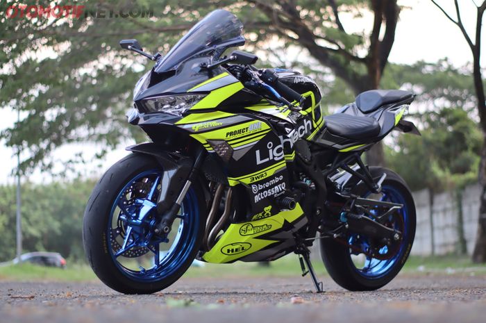 Bikin Kawasaki Ninja ZX-25R standar berfitur ABS