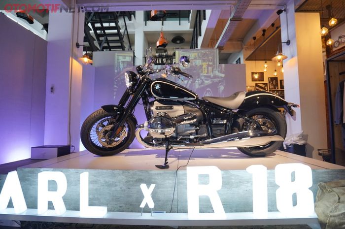 BMW R18 First Edition