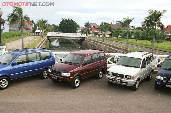 Toyota Kijang Kapsul bergaya ALTO di era 2000-an awal