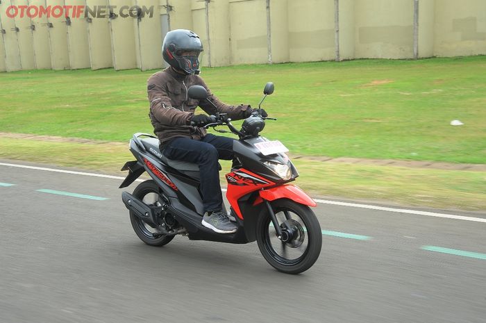 Test ride Suzuki Nex II Crossover