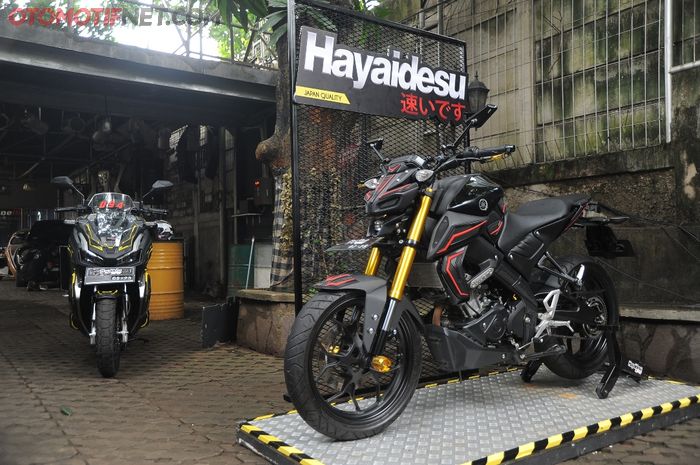 Yamaha MT-15 pakai body protector berbahan karet Hayaidesu