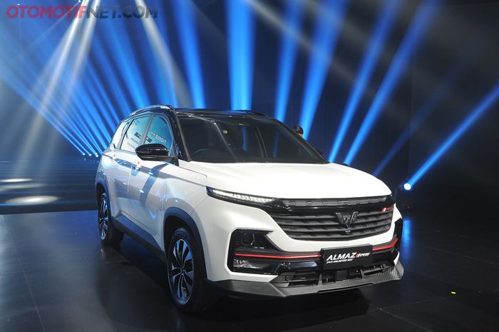 Wuling Almaz RS