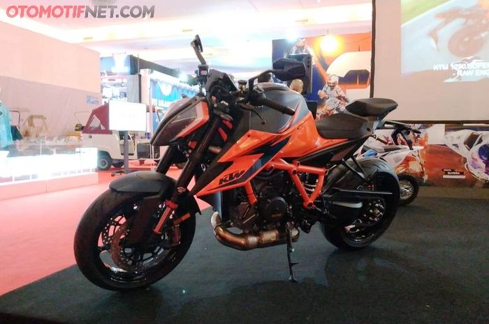 KTM Superduke 1290 R