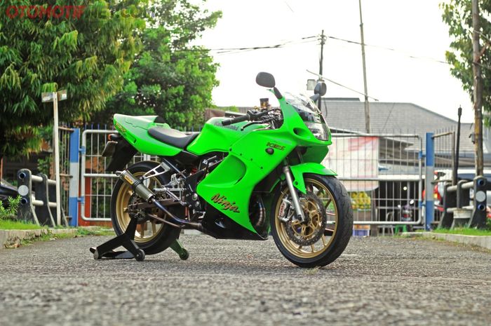 Modifikasi Kawasaki Ninja 150 RR garapan Suto Garage, dari upgrade rem malah keterusan!