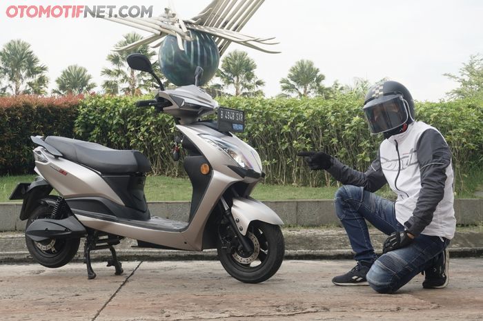 Rakata X5, skutik listrik yang dijual Rp 20 jutaan