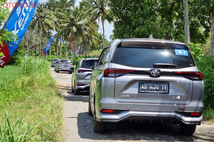 Rombongan Media Test Drive All New Daihatsu Xenia Jogja - Semarang usai mengunjung tempat penangkaran penyu di Jogosimo (1/12/2021)