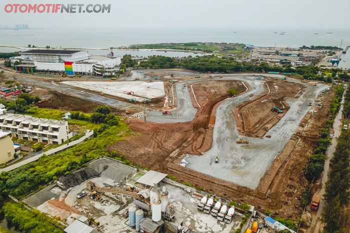 Berita foto proses pembangunan sirkuit Formula E Jakarta di Ancol, target rampung April ini.